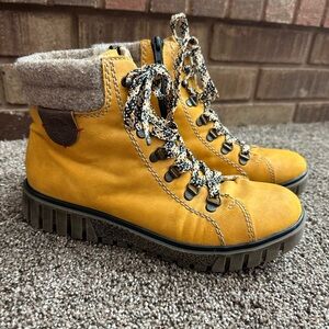 Rieker Yellow Fleece Lined Lace-Up Hiking Boots sz 39
